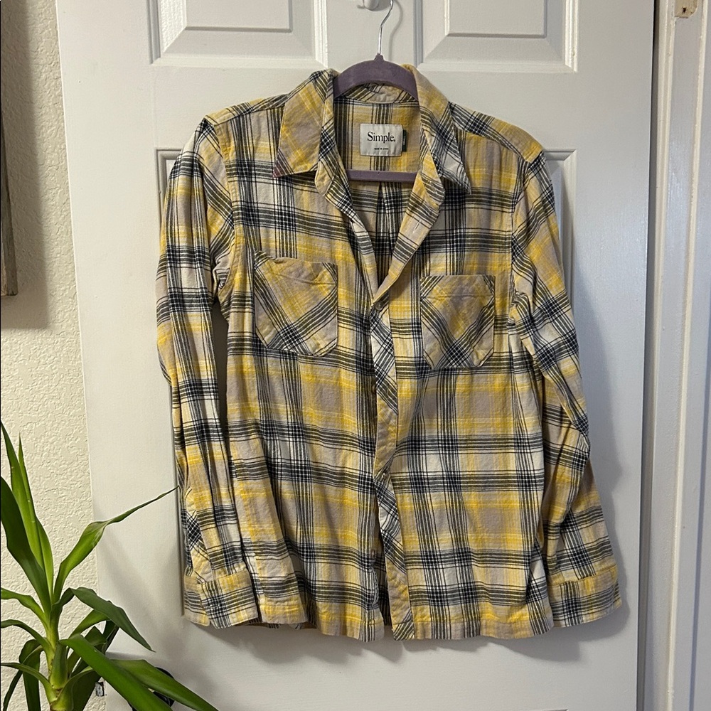 Simple Yellow and Black Plaid Casual Button Down Shirt
